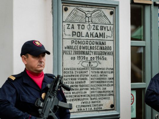 Uroczystość upamiętnienia pomordowanych kolejarzy w czasie drugiej wojny światowej (zdjęcia)