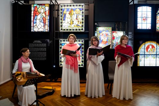 Wernisaż wystawy „Muzyka światła. Witraż. Od artefaktu do metafizyki” (zdjęcia)