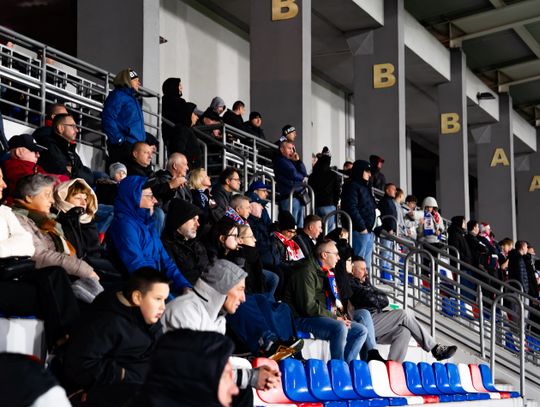 Broń Radom - Ząbkovia Ząbki (zdjęcia)