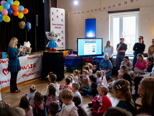 Kicia Kocia – Czytelnicze Przygody w Domu Kultury Idalin (zdjęcia)