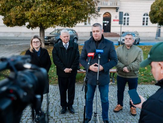 Konferencja prasowa radnych Prawa i Sprawiedliwości (zdjęcia)