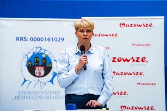 Uroczystość zakończenia szkolenia z samoobrony dla ratowników medycznych „Bezpieczny Radom – bezpieczny Ratownik II” (zdjęcia)