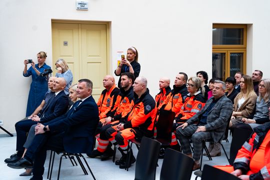Uroczystość zakończenia szkolenia z samoobrony dla ratowników medycznych „Bezpieczny Radom – bezpieczny Ratownik II” (zdjęcia)