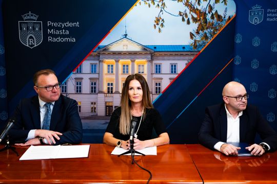 Konferencja prasowa dot. projektu Inteligentnego Systemu Transportowego (zdjęcia)