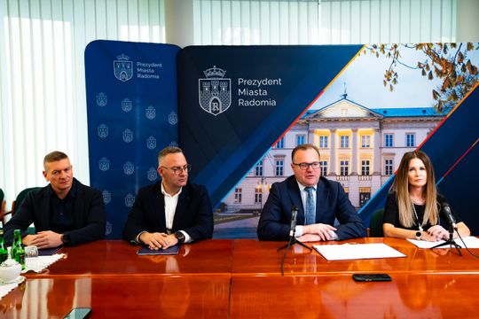 Konferencja prasowa dot. projektu Inteligentnego Systemu Transportowego (zdjęcia)