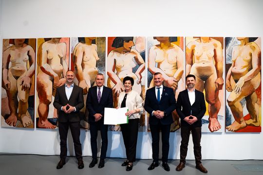 Konferencja prasowa dot. przekazania 7 obrazów Wojciecha Fangora dla MCSW Elektrownia (zdjęcia)