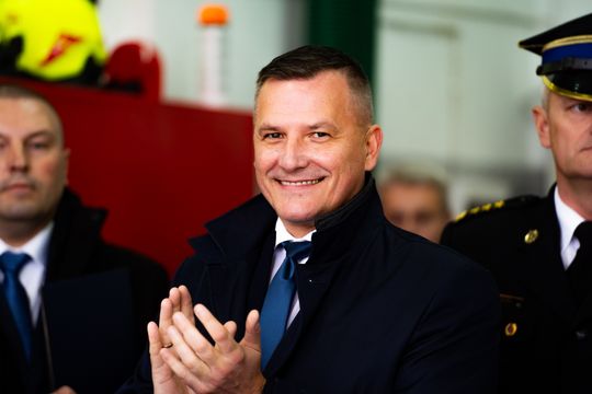 Przekazanie nowego wozu strażackiego dla OSP Borkowice (zdjęcia)