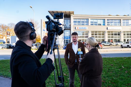 Rok z nagrodą Radia Rekord! Pan Dominik pożegnał swoje Suzuki Swift (zdjęcia)