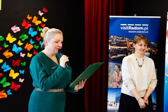 „Sensoryczne cuda – tworzymy i odkrywamy świat zmysłów" w Publicznym przedszkolu nr 6 (zdjęcia) „Sensoryczne cuda – tworzymy i odkrywamy świat zmysłów" w Publicznym przedszkolu nr 6 (zdjęcia)