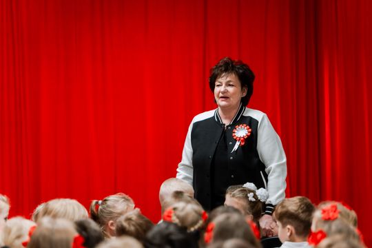 %22Dzień Niepodległości 11 listopada%22 uroczysta akademia 002.jpg