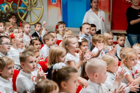 %22Dzień Niepodległości 11 listopada%22 uroczysta akademia 016.jpg