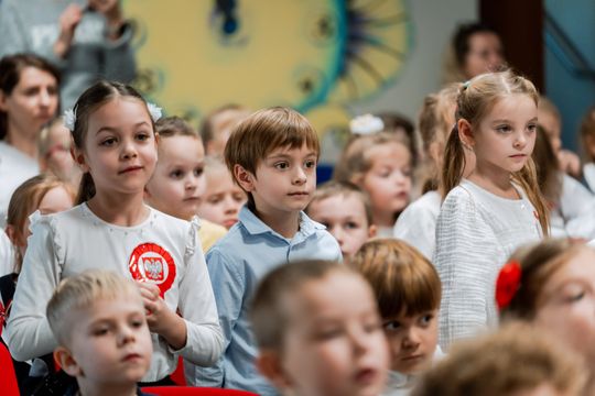 %22Dzień Niepodległości 11 listopada%22 uroczysta akademia 021.jpg