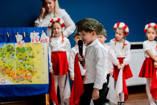 %22Dzień Niepodległości 11 listopada%22 uroczysta akademia 029.jpg