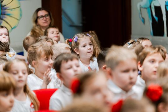 %22Dzień Niepodległości 11 listopada%22 uroczysta akademia 033.jpg