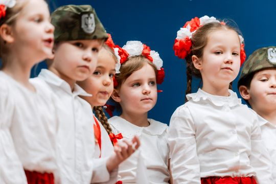 %22Dzień Niepodległości 11 listopada%22 uroczysta akademia 050.jpg