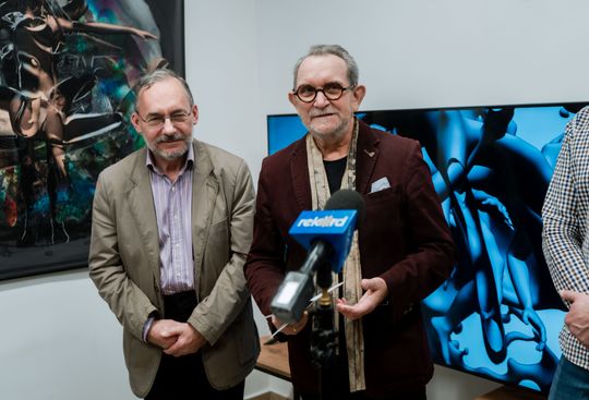 Wernisaż wystawy Lecha Polcyna pt. Po za granicą trójwymiaru 012.jpg