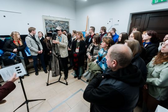 Wernisaż wystawy Lecha Polcyna pt. Po za granicą trójwymiaru 016.jpg Wernisaż wystawy Lecha Polcyna pt. Po za granicą trójwymiaru 016.jpg