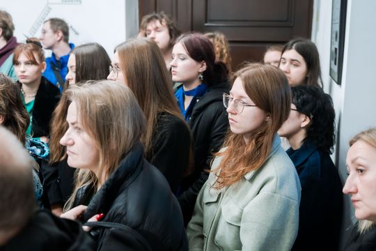 Wernisaż wystawy Lecha Polcyna pt. Po za granicą trójwymiaru 018.jpg