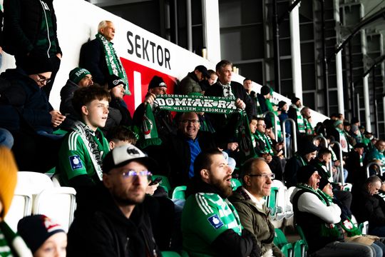 Kibice na meczu Radomiak Radom - Cracovia (zdjęcia)