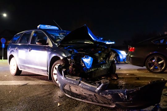 Wypadek drogowy na ul. Warszawskiej (zdjęcia) Wypadek drogowy na ul. Warszawskiej (zdjęcia)