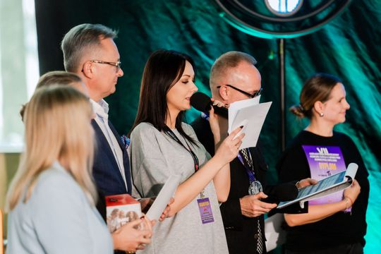 Ogólnopolski Andrzejkowy Konkurs Tańca Zwoleń 018.jpg Ogólnopolski Andrzejkowy Konkurs Tańca Zwoleń 018.jpg