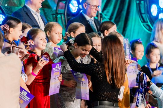 Ogólnopolski Andrzejkowy Konkurs Tańca Zwoleń 021.jpg Ogólnopolski Andrzejkowy Konkurs Tańca Zwoleń 021.jpg