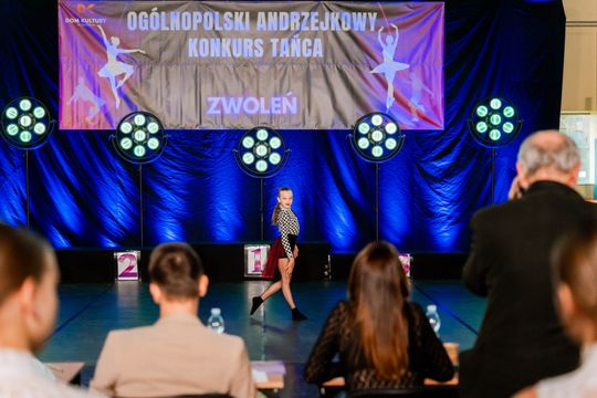 Ogólnopolski Andrzejkowy Konkurs Tańca Zwoleń 047.jpg