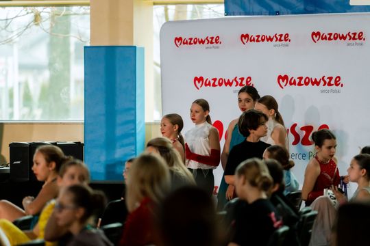 Ogólnopolski Andrzejkowy Konkurs Tańca Zwoleń 052.jpg Ogólnopolski Andrzejkowy Konkurs Tańca Zwoleń 052.jpg