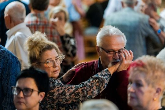 Jesienna potańcówka w DK Idalin 016.jpg