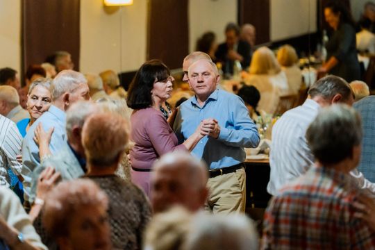 Jesienna potańcówka w DK Idalin 020.jpg