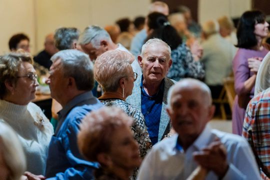 Jesienna potańcówka w DK Idalin 029.jpg