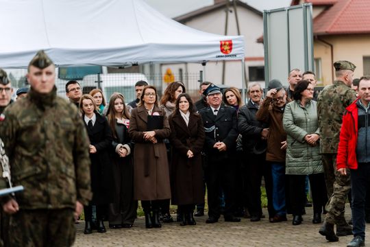 Odsłonięcie Pomnika Teresy Grodzińskiej 014.jpg