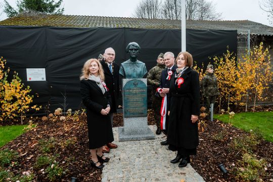 Odsłonięcie Pomnika Teresy Grodzińskiej 028.jpg