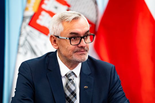 Podpisanie umowy na zakup nowych autobusów elektrycznych (zdjęcia)