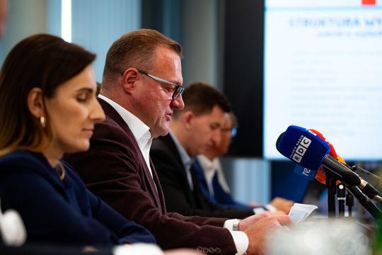 Konferencja prasowa dot. budżetu na rok 2026 (zdjęcia)