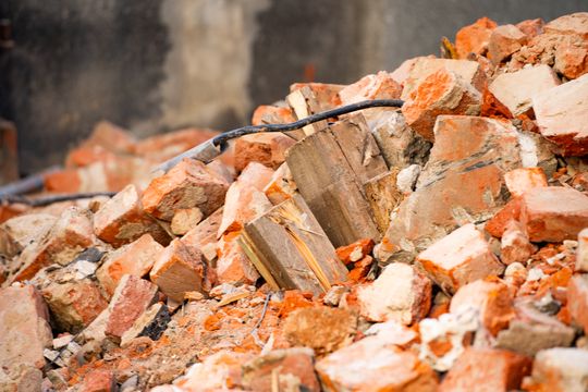 Rozbiórka budynku przy ulicy Szewskiej (zdjęcia)