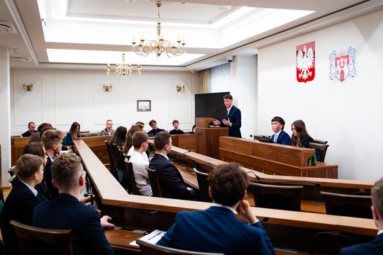 Inauguracyjna sesja IV kadencji Młodzieżowej Rady Miasta Radomia (zdjęcia)