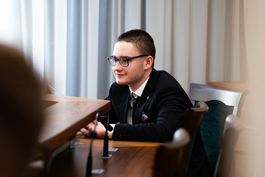 Inauguracyjna sesja IV kadencji Młodzieżowej Rady Miasta Radomia (zdjęcia)