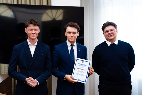 Inauguracyjna sesja IV kadencji Młodzieżowej Rady Miasta Radomia (zdjęcia)