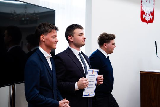 Inauguracyjna sesja IV kadencji Młodzieżowej Rady Miasta Radomia (zdjęcia)