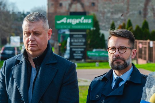 pis konfa szpital-6.jpg