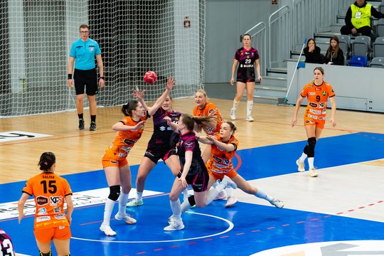 Elmas-KPS APR Radom - Suzuki Korona Handball Kielce (zdjęcia)