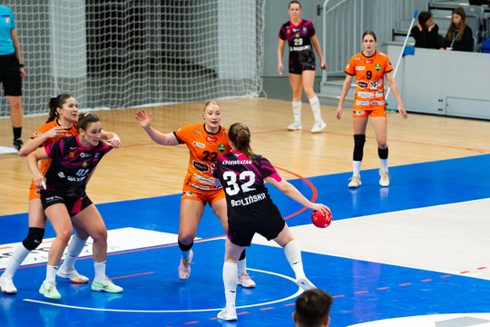 Elmas-KPS APR Radom - Suzuki Korona Handball Kielce (zdjęcia)