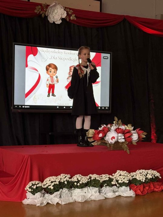 Międzyszkolny Konkurs Wokalny "Dla niepodległej" (zdjęcia)