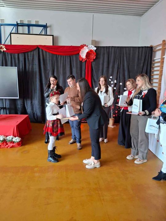 Międzyszkolny Konkurs Wokalny "Dla niepodległej" (zdjęcia)