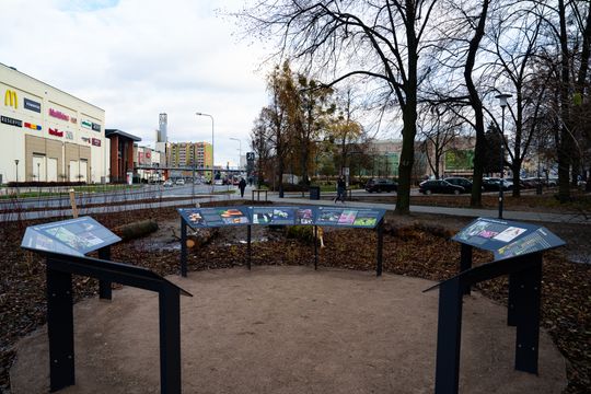 Skwer przy Placu Jagiellońskim już otwarty (zdjęcia)