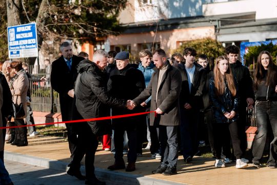 Otwarcie drogi Żeromskiego w Zwoleniu 004.jpg