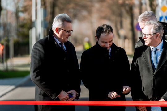 Otwarcie drogi Żeromskiego w Zwoleniu 009.jpg