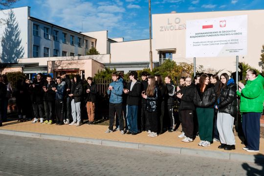 Otwarcie drogi Żeromskiego w Zwoleniu 013.jpg