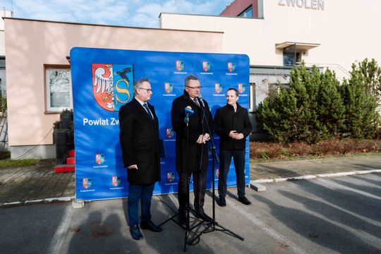 Otwarcie drogi Żeromskiego w Zwoleniu 036.jpg